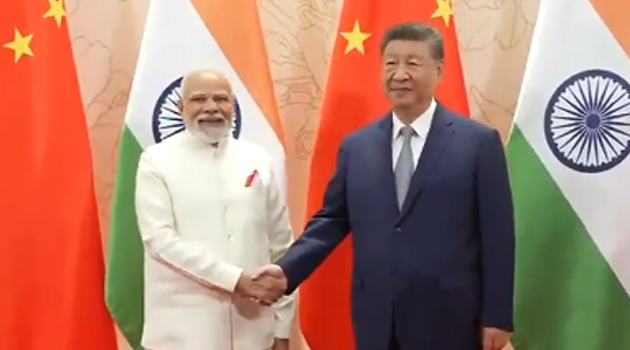 ਪੀਐਮ ਮੋਦੀ ਅਤੇ ਸ਼ੀ ਜਿਨਪਿੰਗ ਦੀ ਦੁਵੱਲੀ ਮੁਲਾਕਾਤ ਸ਼ੁਰੂ, ਵਪਾਰ ਅਤੇ ਰਣਨੀਤਕ ਮੁੱਦਿਆਂ 'ਤੇ ਚਰਚਾ ਸੰਭਵ