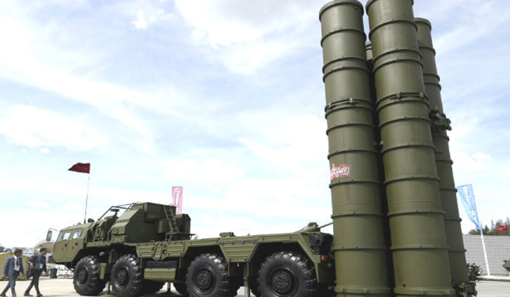 ਟੈਰਿਫ ਧਮਕੀਆਂ ਦੇ ਵਿਚਕਾਰ ਪੁਤਿਨ ਦਾ ਪ੍ਰਧਾਨ ਮੰਤਰੀ ਮੋਦੀ ਨੂੰ ਖਾਸ ਤੋਹਫ਼ਾ: ਰੂਸ ਭਾਰਤ ਨੂੰ S-400 ਮਿਜ਼ਾਈਲਾਂ ਦੀ ਹੋਰ ਖੇਪ ਭੇਜੇਗਾ