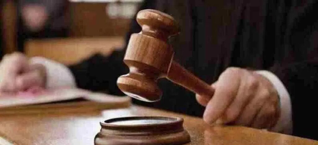 ਦਾਨ ਪਰਮਾਤਮਾ ਦਾ ਹੈ, ਸਰਕਾਰ ਦਾ ਨਹੀਂ… ਹਾਈ ਕੋਰਟ ਨੇ ਜਾਰੀ ਕੀਤਾ ਸਖ਼ਤ ਹੁਕਮ, ਕਿਹਾ - ਮੰਦਰ ਦੇ ਪੈਸੇ ਨਾਲ ਪੁਲ ਅਤੇ ਸੜਕਾਂ ਨਹੀਂ ਬਣਨਗੀਆਂ