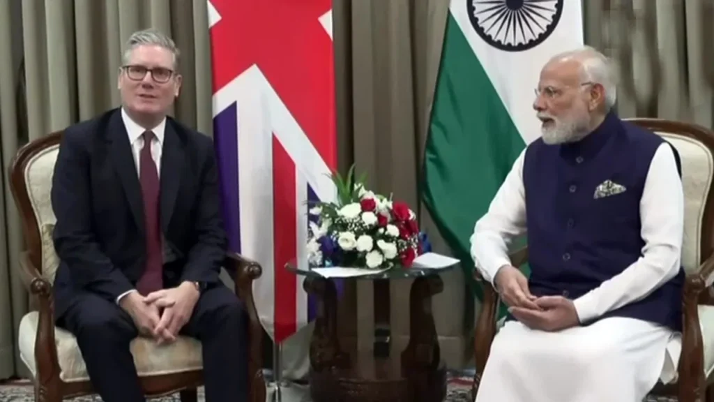 ਬ੍ਰਿਟੇਨ ਨਾਲ 4,000 ਕਰੋੜ ਰੁਪਏ ਦਾ ਰੱਖਿਆ ਸੌਦਾ, ਭਾਰਤ ਨੂੰ LMM ਮਿਜ਼ਾਈਲਾਂ ਮਿਲਣਗੀਆਂ, ਜਿਸ ਦੀ ਵਰਤੋਂ ਯੂਕਰੇਨ ਰੂਸ ਖਿਲਾਫ ਕਰ ਰਿਹਾ ਹੈ।