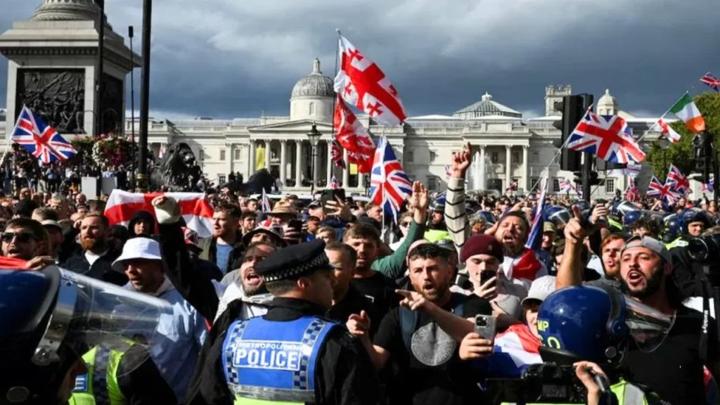 'ਨੋ ਕਿੰਗਜ਼' ਦੇ ਵਿਰੋਧ ਪ੍ਰਦਰਸ਼ਨਾਂ ਨੇ ਲੰਡਨ ਤੋਂ ਵਾਸ਼ਿੰਗਟਨ ਤੱਕ ਹਿਲਾ ਦਿੱਤਾ, ਹਜ਼ਾਰਾਂ ਲੋਕ ਟਰੰਪ ਦੀਆਂ ਨੀਤੀਆਂ ਦਾ ਵਿਰੋਧ ਕਰਨ ਲਈ ਸੜਕਾਂ 'ਤੇ ਉਤਰੇ