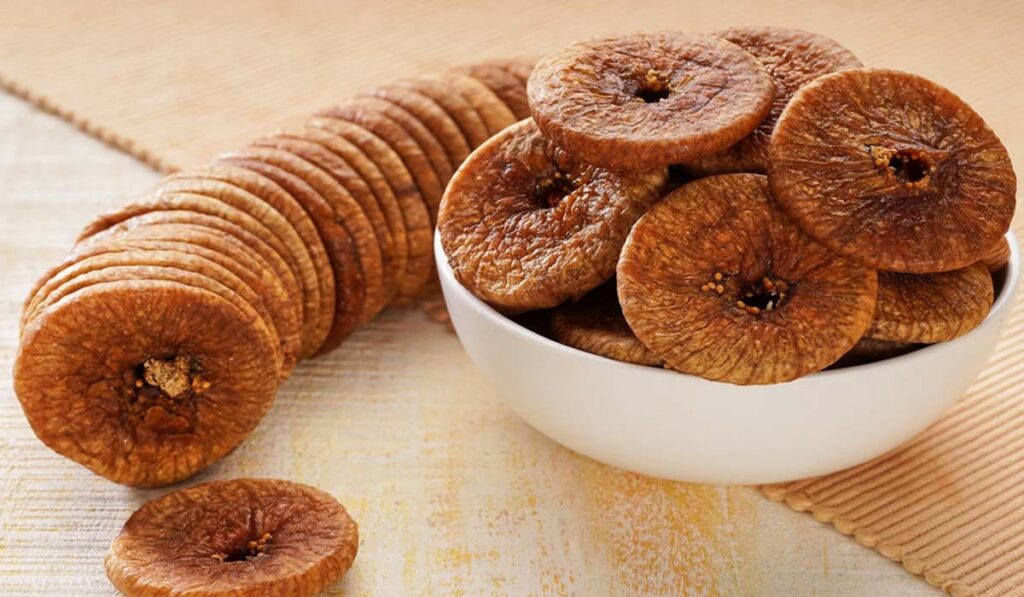 ਸਵੇਰੇ ਖਾਲੀ ਪੇਟ ਅੰਜੀਰ ਖਾਣ ਦੇ ਫਾਇਦੇ: ਇਹ ਛੋਟਾ ਸੁੱਕਾ ਮੇਵਾ ਸਿਹਤ ਲਈ ਕਿਉਂ ਫਾਇਦੇਮੰਦ ਹੈ?