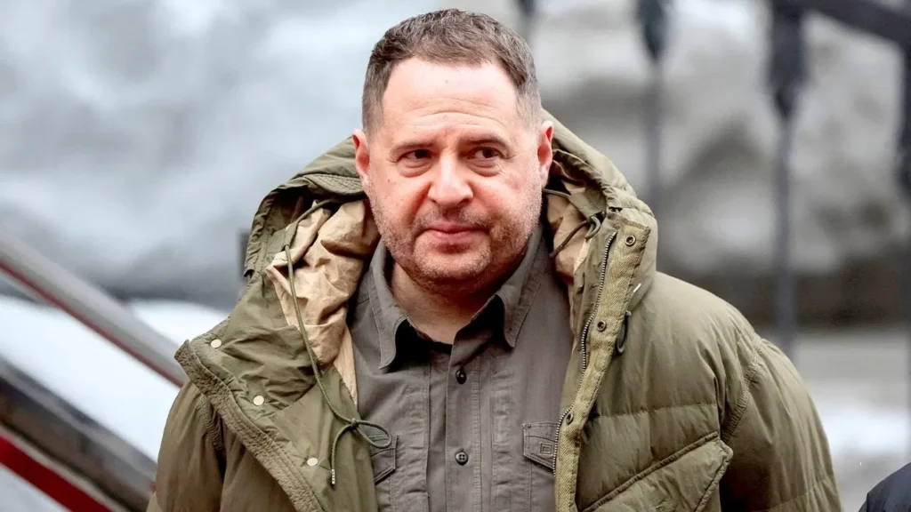 ਜ਼ੇਲੇਂਸਕੀ ਨੂੰ ਵੱਡਾ ਝਟਕਾ, ਯੂਕਰੇਨ ਦੇ ਚੀਫ਼ ਆਫ਼ ਸਟਾਫ਼ ਨੇ ਧੋਖਾਧੜੀ ਵਿੱਚ ਫਸਣ ਤੋਂ ਬਾਅਦ ਦਿੱਤਾ ਅਸਤੀਫ਼ਾ