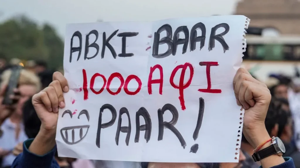 ਦਿੱਲੀ ਵਿੱਚ ਖਰਾਬ ਹਵਾ ਵਿਰੁੱਧ ਸੜਕਾਂ 'ਤੇ ਕੌਣ ਉਤਰੇ ਅਤੇ ਉਨ੍ਹਾਂ ਨੇ ਕਿਵੇਂ ਵਿਰੋਧ ਕੀਤਾ?