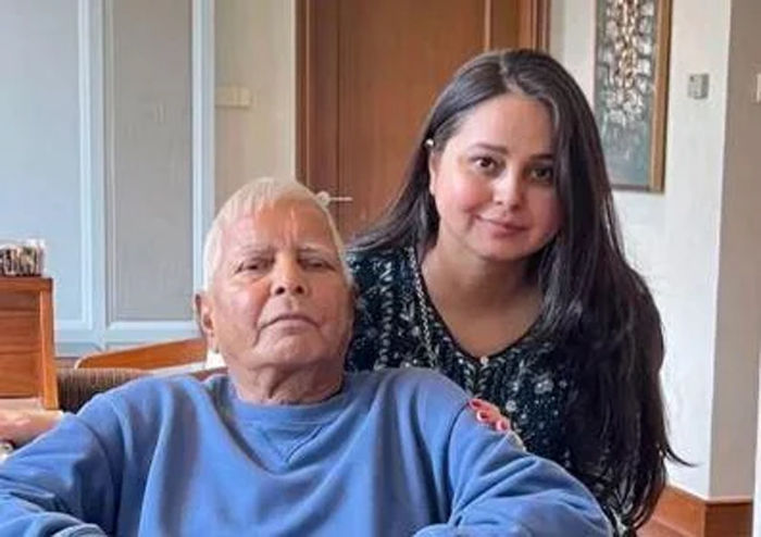 ਹਾਰ ਤੋਂ ਬਾਅਦ, ਲਾਲੂ ਪਰਿਵਾਰ ਵੱਖ ਹੋ ਗਿਆ; ਰੋਹਿਣੀ ਆਚਾਰੀਆ ਨੇ X 'ਤੇ ਇੱਕ ਪੋਸਟ ਸਾਂਝੀ ਕਰਦੇ ਹੋਏ ਪਾਰਟੀ ਅਤੇ ਪਰਿਵਾਰ ਨਾਲ ਸਬੰਧ ਤੋੜ ਲਏ।