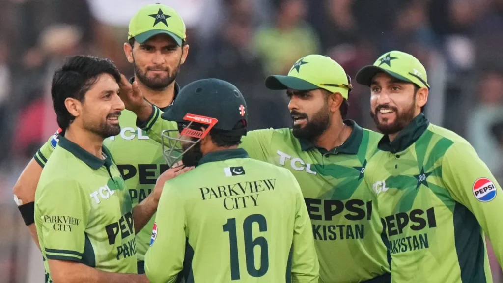 PAK ਬਨਾਮ SA: ਸਿਰਫ਼ 37 ਦੌੜਾਂ 'ਤੇ 8 ਵਿਕਟਾਂ ਡਿੱਗੀਆਂ, ਇੱਕ ਹੀ ਗੇਂਦਬਾਜ਼ ਬਹੁਤ ਪਿਆ ਭਾਰੀ, ਪਾਕਿਸਤਾਨ ਨੇ ODI ਸੀਰੀਜ਼ ਜਿੱਤ ਲਈ।