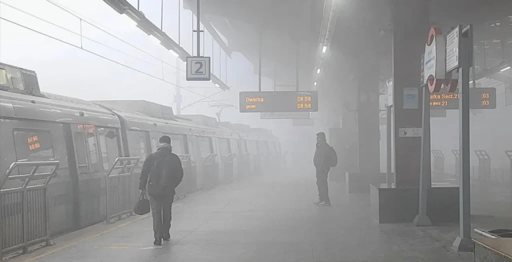 ਦਿੱਲੀ ਮੌਸਮ: ਪ੍ਰਦੂਸ਼ਣ ਦੇ ਕਹਿਰ ਤੋਂ ਸਾਨੂੰ ਕਦੋਂ ਰਾਹਤ ਮਿਲੇਗੀ? ਜਾਣੋ ਅੱਜ ਦਿੱਲੀ ਵਿੱਚ ਮੌਸਮ ਕਿਹੋ ਜਿਹਾ ਰਹੇਗਾ।