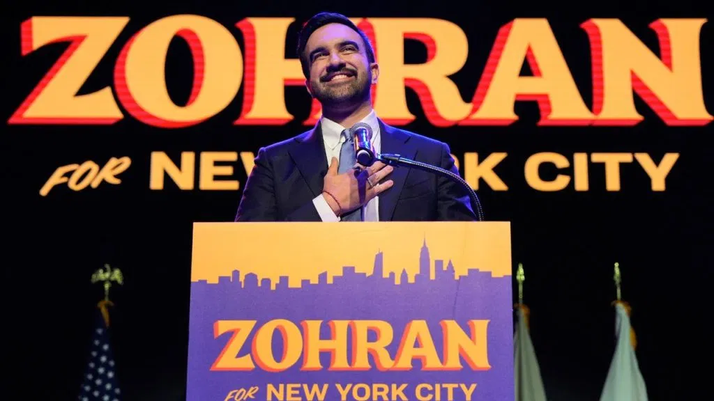 ਟਰੰਪ ਦੀਆਂ ਨੀਤੀਆਂ ਰਿਪਬਲਿਕਨ ਪਾਰਟੀ ਨੂੰ ਡੁੱਬ ਰਹੀਆਂ ਹਨ। ਨਿਊਯਾਰਕ ਵਿੱਚ ਮਮਦਾਨੀ ਦੀ ਜਿੱਤ ਦਾ ਕੀ ਅਰਥ ਹੈ?