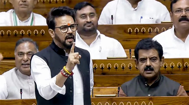 ਲੋਕ ਸਭਾ ਵਿੱਚ, ਸੰਸਦ ਮੈਂਬਰ ਅਨੁਰਾਗ ਨੇ ਤਾਮਿਲਨਾਡੂ ਵਿੱਚ ਹਿੰਦੂਆਂ ਨਾਲ ਵਿਤਕਰੇ ਦਾ ਮੁੱਦਾ ਜ਼ੋਰਦਾਰ ਢੰਗ ਨਾਲ ਉਠਾਇਆ।