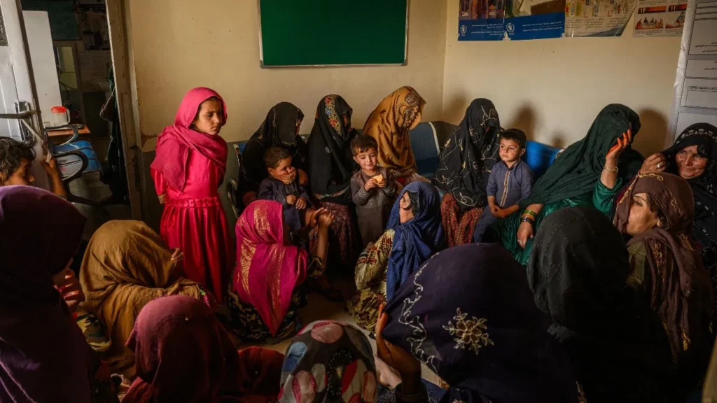 ਨਾ ਕਾਨੂੰਨ ਨਾ ਸੰਵਿਧਾਨ… ਭਾਰਤ ਦਾ ਇਹ ਗੁਆਂਢੀ ਦੇਸ਼ ਸਿਰਫ਼ 470 ਫ਼ਰਮਾਨਾਂ ਨਾਲ ਚਲਾਇਆ ਜਾਂਦਾ ਹੈ।