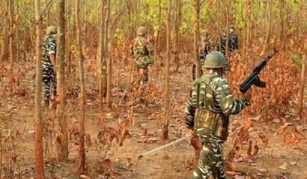 ਸੁਰੱਖਿਆ ਬਲਾਂ ਨੇ ਇੱਕ ਮੁਕਾਬਲੇ ਵਿੱਚ ਇੱਕ ਨਕਸਲੀ ਨੂੰ ਮਾਰ ਦਿੱਤਾ।