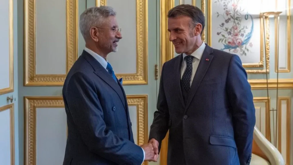 ਅਗਲੇ ਮਹੀਨੇ ਭਾਰਤ ਦਾ ਦੌਰਾ ਕਰਨਗੇ ਫਰਾਂਸ ਦੇ ਰਾਸ਼ਟਰਪਤੀ, ਵਿਦੇਸ਼ ਮੰਤਰੀ ਜੈਸ਼ੰਕਰ ਨੇ ਇਮੈਨੁਅਲ ਮੈਕਰੋਨ ਨਾਲ ਮੁਲਾਕਾਤ ਕੀਤੀ।