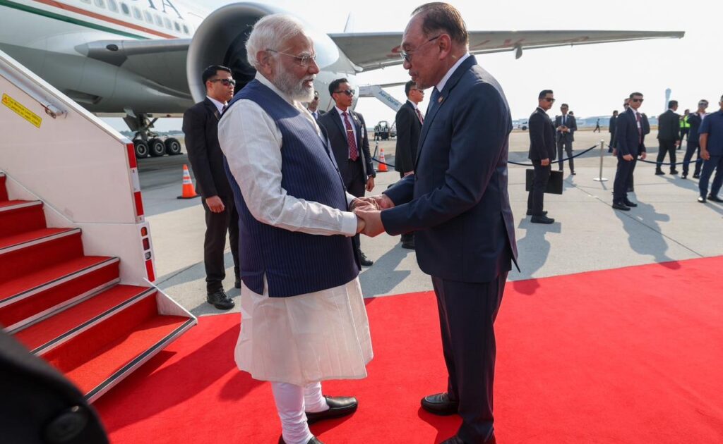 ਸਬੰਧਾਂ ਨੂੰ ਮਜ਼ਬੂਤ ​​ਕਰਨ ਤੇ ਧਿਆਨ ਫੋਕਸ ... ਪ੍ਰਧਾਨ ਮੰਤਰੀ ਮੋਦੀ ਦੀ ਮਲੇਸ਼ੀਆ ਫੇਰੀ ਖਾਸ ਕਿਉਂ ਹੈ?