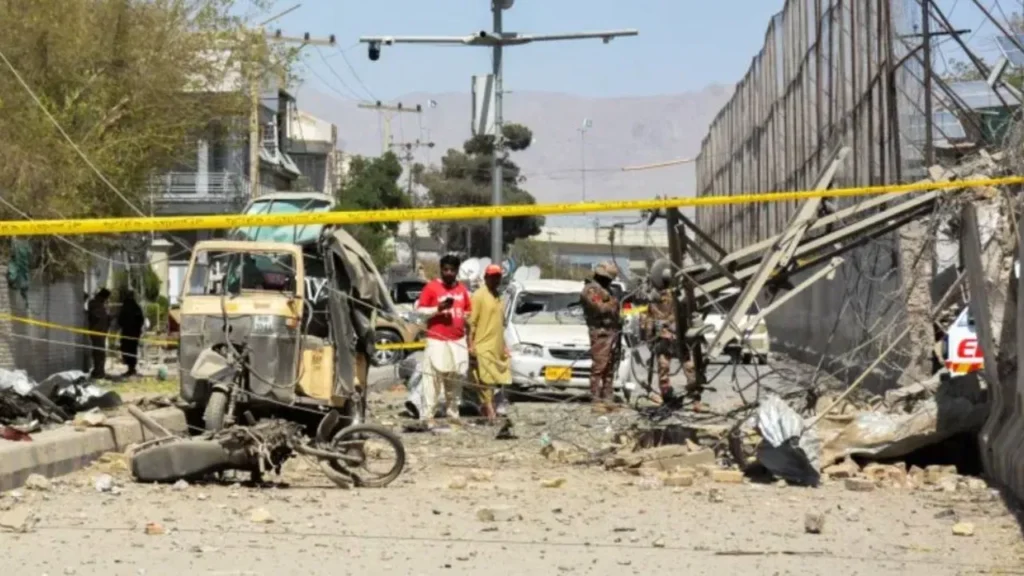 ਪਾਕਿ ਸੈਨਾ ਦੇ ਉੱਡੇ ਹੋਸ਼… ਤਾਲਿਬਾਨੀ ਲੜਾਕਿਆਂ ਨੇ ਕੀਤਾ ਕਵਾਡਕਾਪਟਰ ਅਟੈਕ, ਬੰਨੂ ਵਿੱਚ 5 ਜ਼ਖਮ