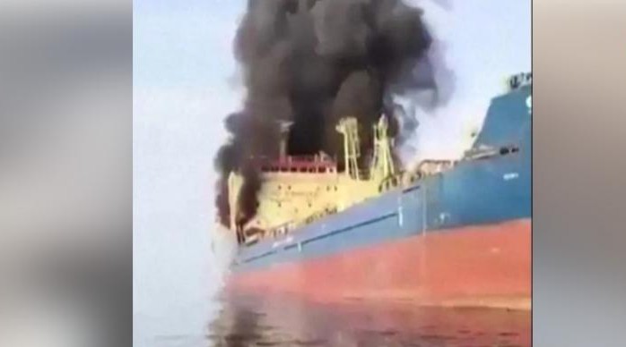 ਓਮਾਨ ਤੱਟ ਦੇ ਨੇੜੇ ਤੇਲ ਟੈਂਕਰ 'ਤੇ ਹਮਲਾ, ਇੱਕ ਭਾਰਤੀ ਦੀ ਮੌਤ।