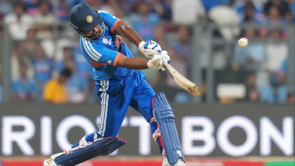 ਭਾਰਤ ਬਨਾਮ ਇੰਗਲੈਂਡ: ਸੰਜੂ ਸੈਮਸਨ ਸੈਂਕੜੇ ਤੋਂ ਖੁੰਝੇ, ਪਰ ਸੈਮੀਫਾਈਨਲ ਵਿੱਚ ਤੋੜ ਦਿੱਤੇ ਇਹ ਰਿਕਾਰਡ।